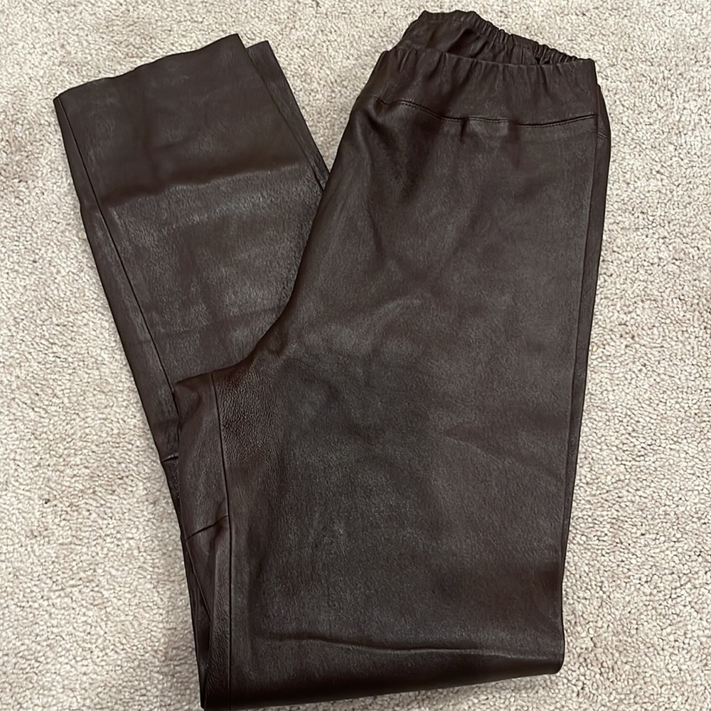 Shari’s Place Leather Straightleg Pants